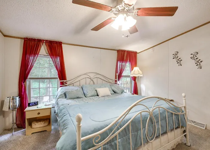 Haven In The Woods W/ 150 Acres, 2 Ponds