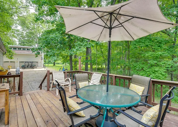 Holiday home Haven In The Woods W/ 150 Acres, 2 Ponds