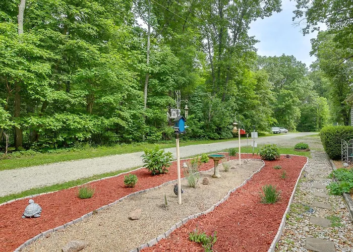Holiday home Haven In The Woods W/ 150 Acres, 2 Ponds St Elmo