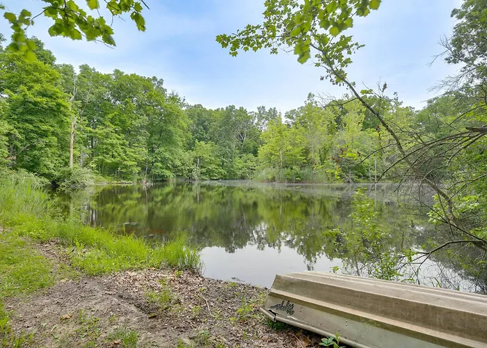 Holiday home Haven In The Woods W/ 150 Acres, 2 Ponds